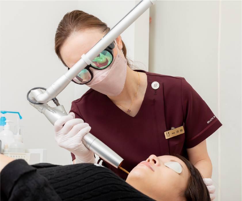 形成外科専門医による安全な施術