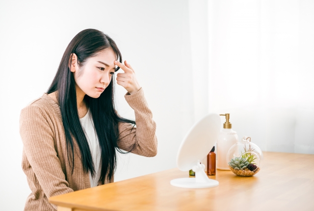 眉間のシワについて