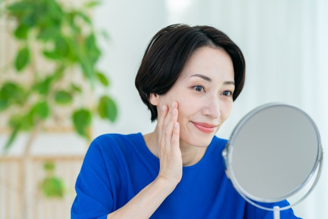 頬のたるみについて